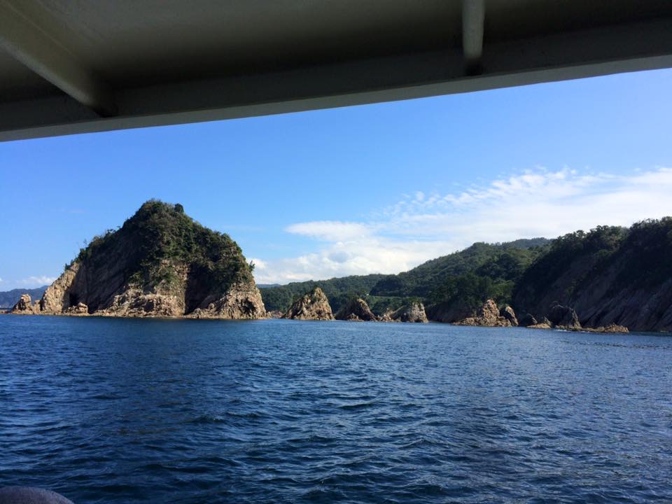 浦富海岸島めぐり遊覧船
