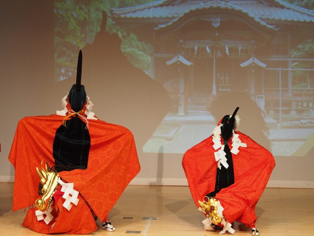 立川稲荷神社　こども獅子　演舞