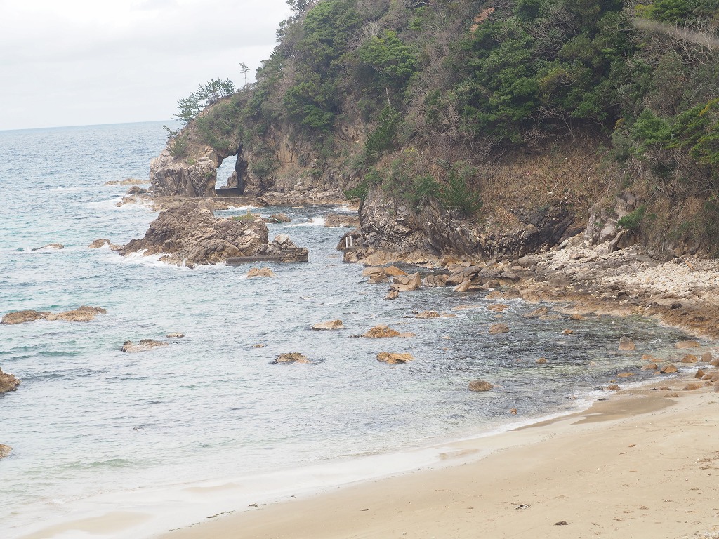 陸上洞門